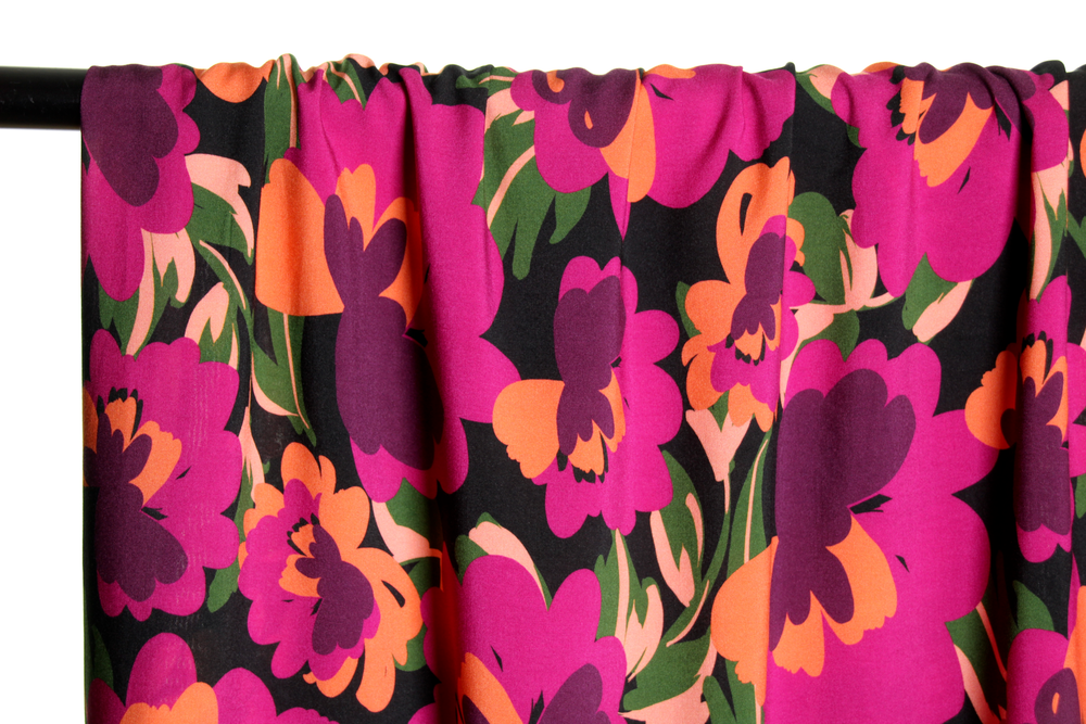Fuchsia bloemen viscose - Atelier Jupe